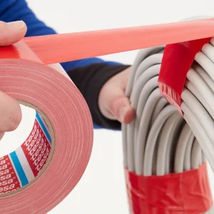 Tesa ducttape professioneel 50mm x 25 meter zwart 04688 - Afbeelding 9