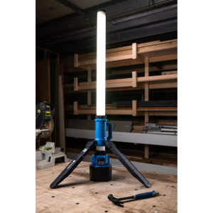 Ivana accu bouwlamp 360 graden 60 watt 6500 lumen 56690 met Makita converter